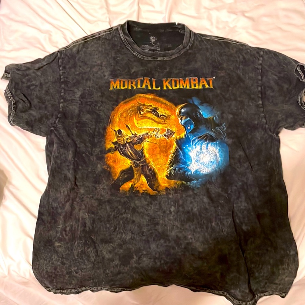 Size M get over here 🦂